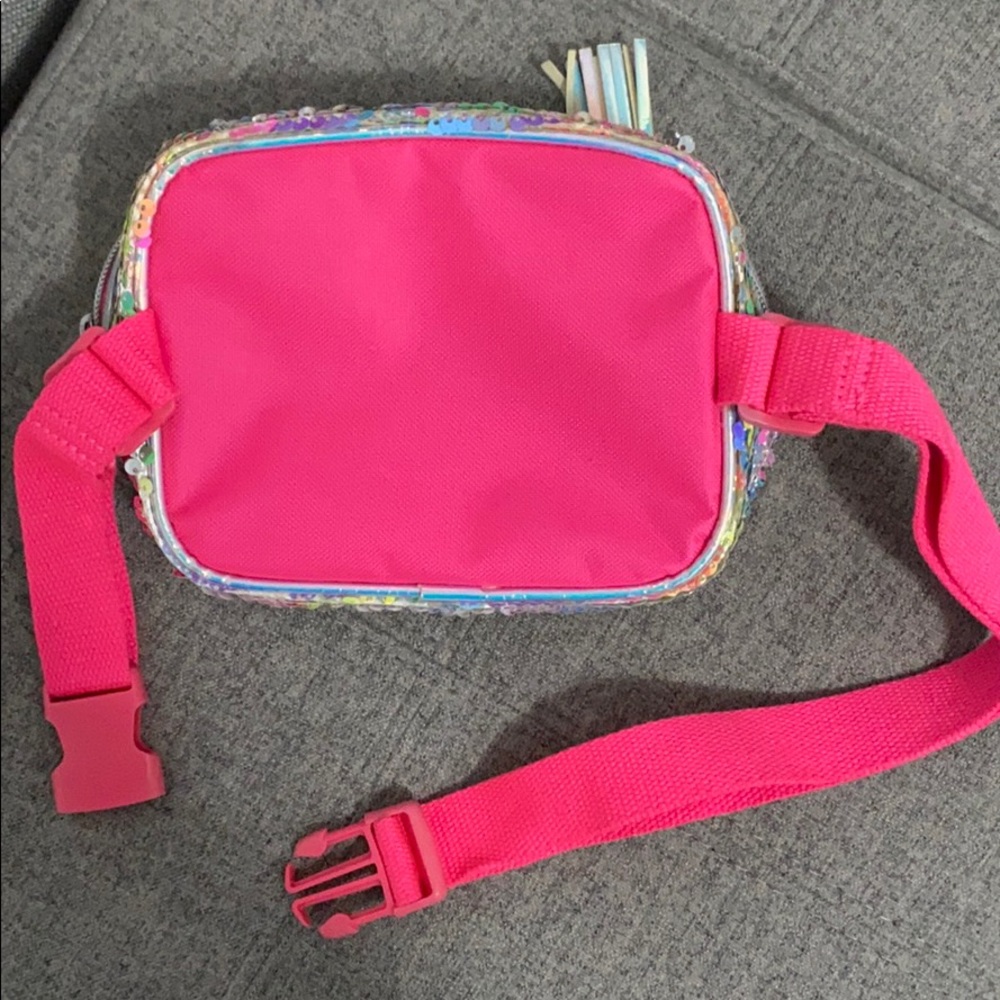 Girls' Flip Sequin Belt Bag - Picture 4 of 7
